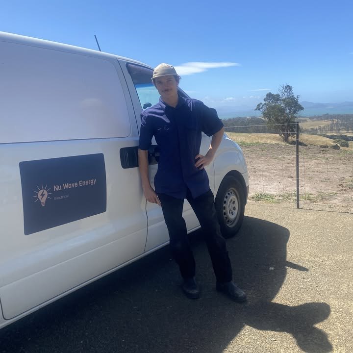Nu Wave Energy van out on a job in the Northern Rivers